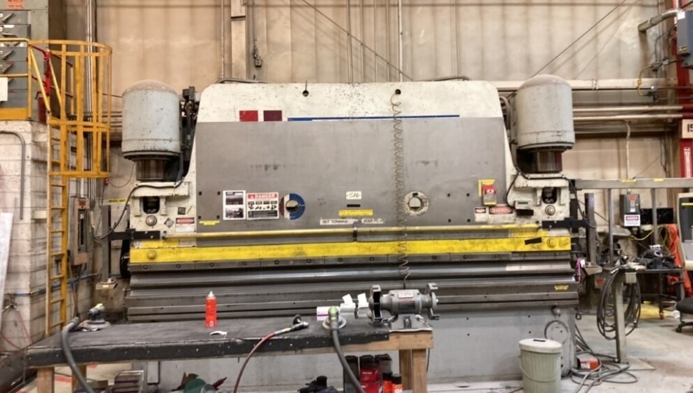 400 Ton x 14' Pacific K400-14 Hydraulic Press Brake, 1991 Thousands of Dollars in Tooling Included - Image 2
