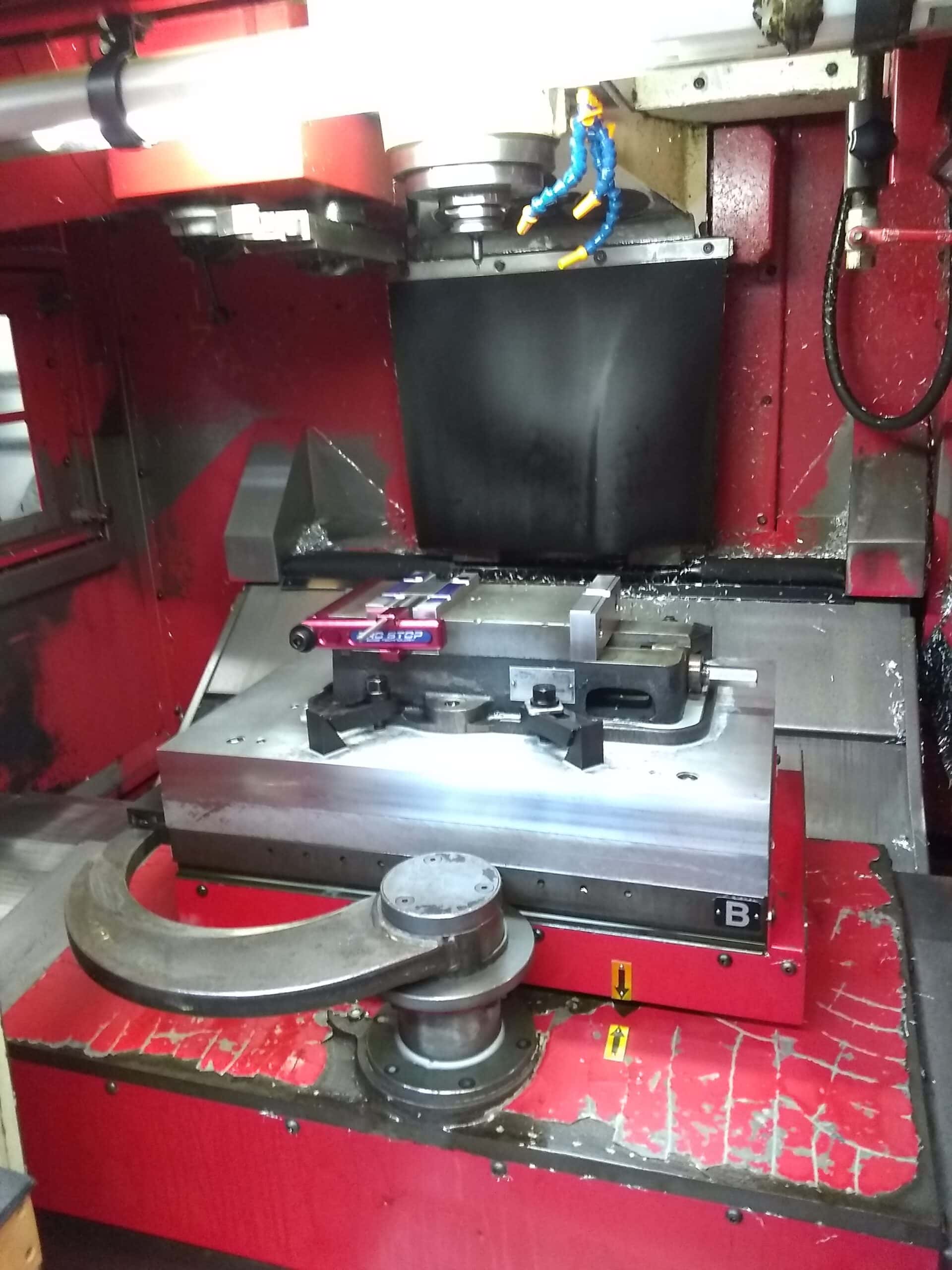 MATSUURA RA1G VMC, 1997 - Chip Conveyor, Available Immediately, Pallet Changer - Image 3