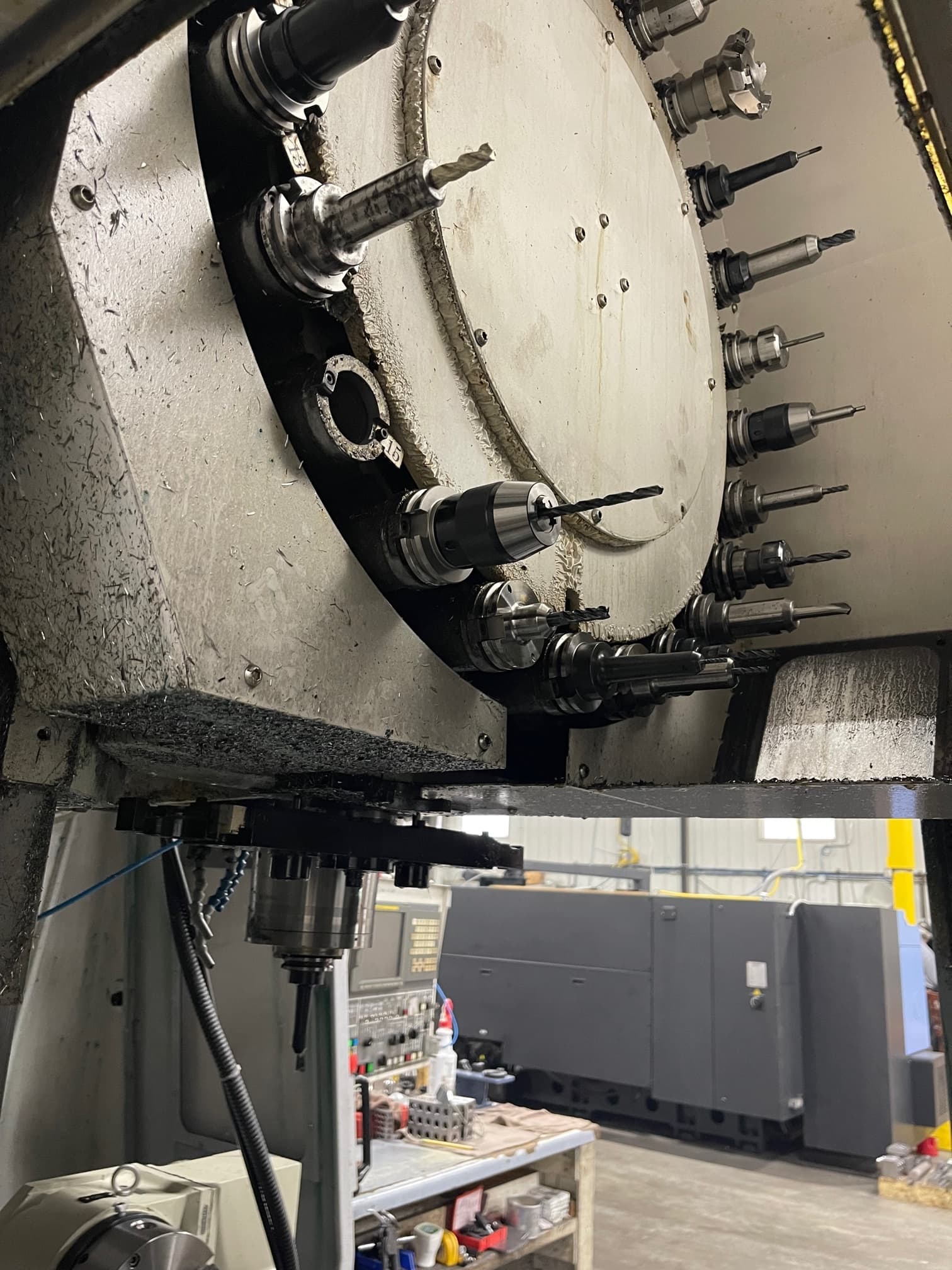 DAEWOO DMV 4020 VMC, 2002- Available Immediately - Image 7
