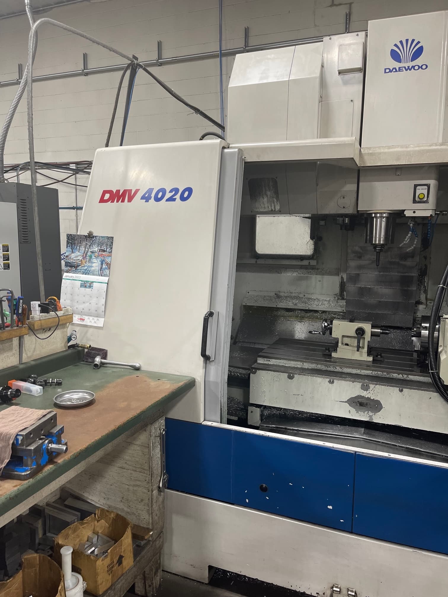 DAEWOO DMV 4020 VMC, 2002- Available Immediately - Image 3