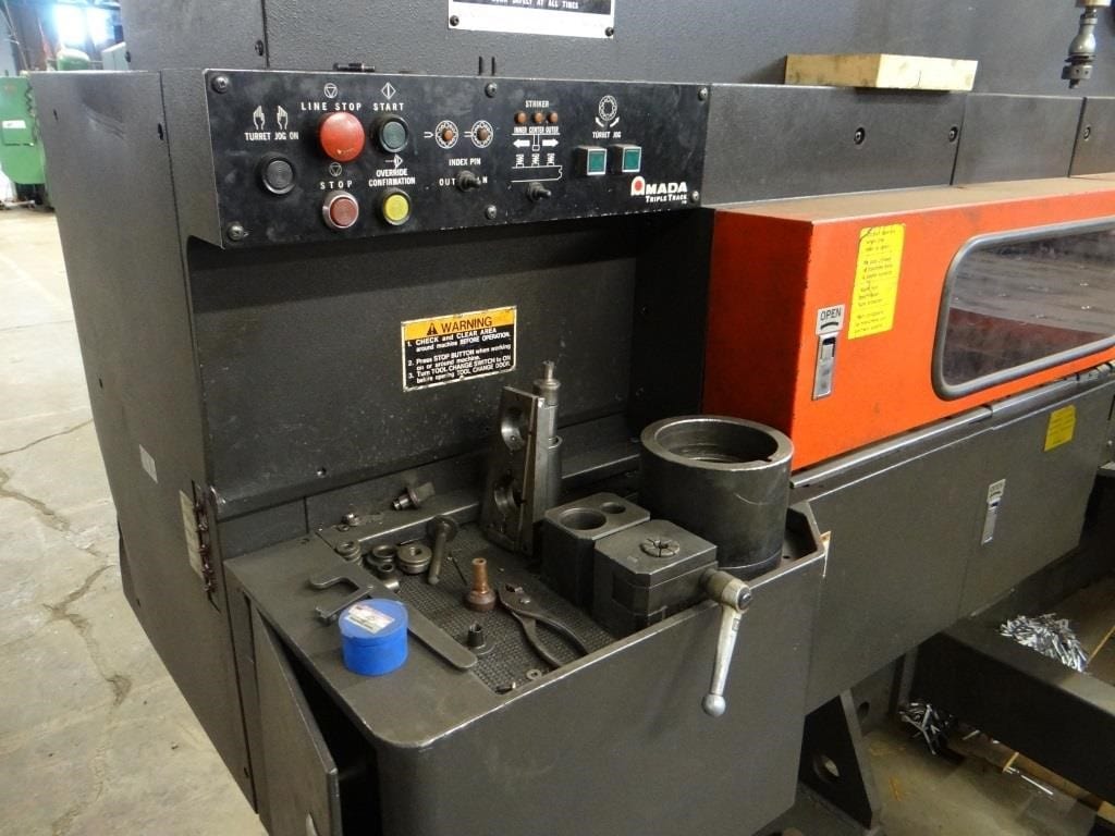 33 Ton Amada Vipros 357 CNC Turret Punch Press,1992 - Image 9