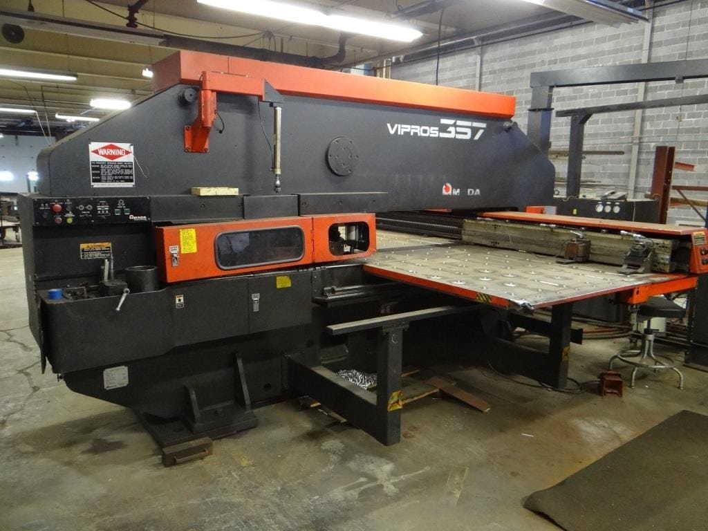 33 Ton Amada Vipros 357 CNC Turret Punch Press,1992 - Image 2