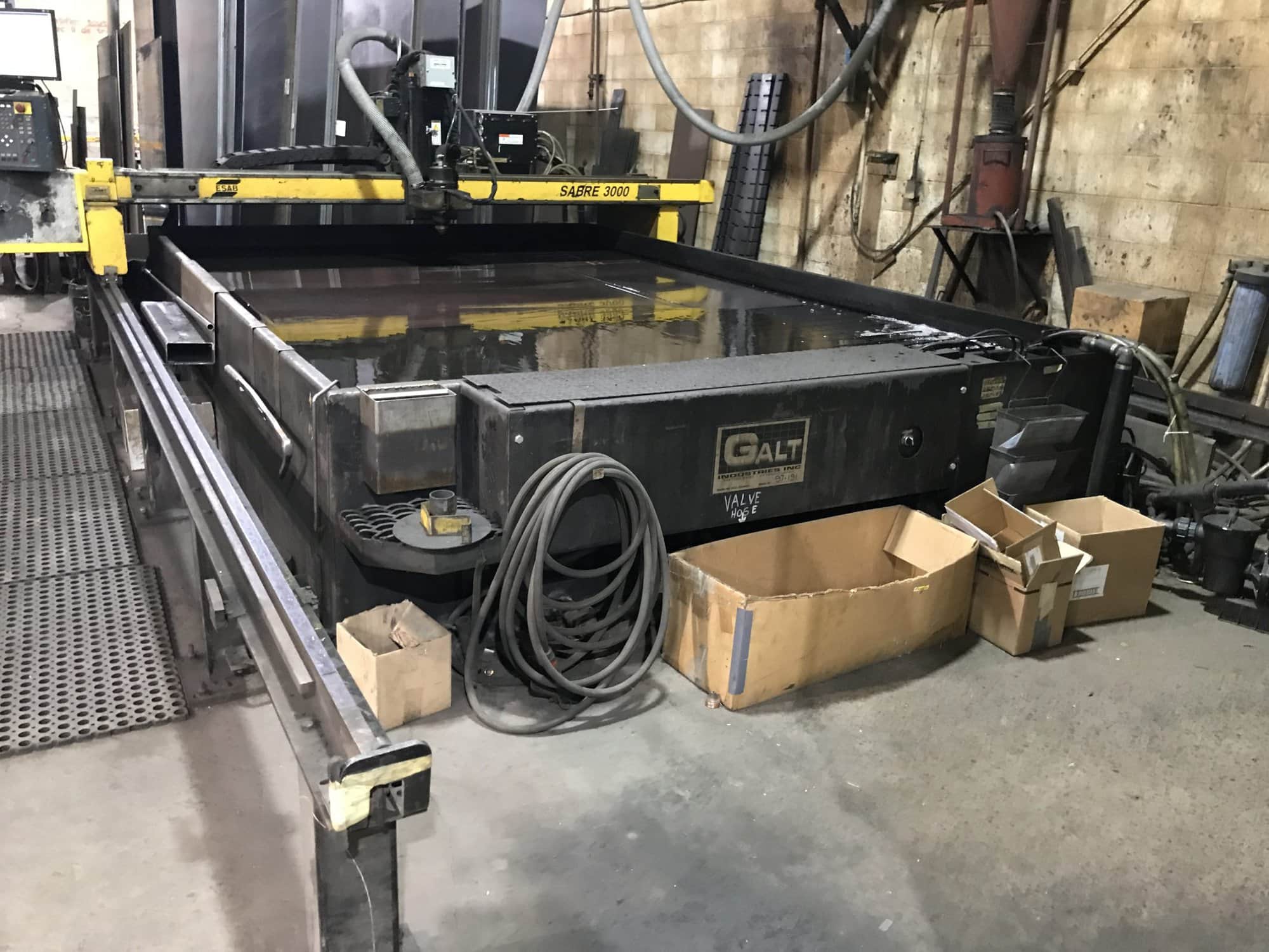 8' x 12' Esab Sabre 3000 CNC Plasma, 1998 Plasmarc 200