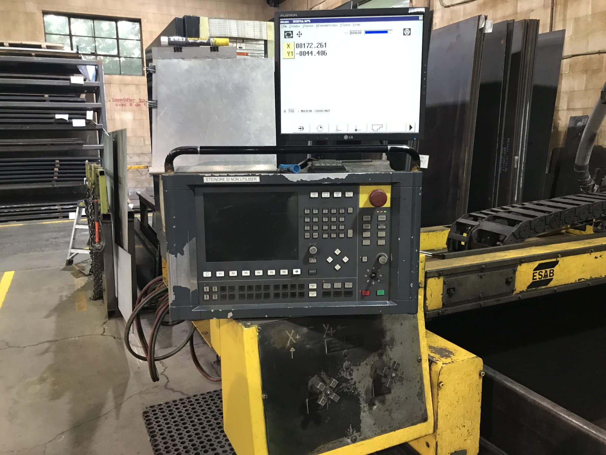 8' x 12' Esab Sabre 3000 CNC Plasma, 1998 Plasmarc 200 - Image 4
