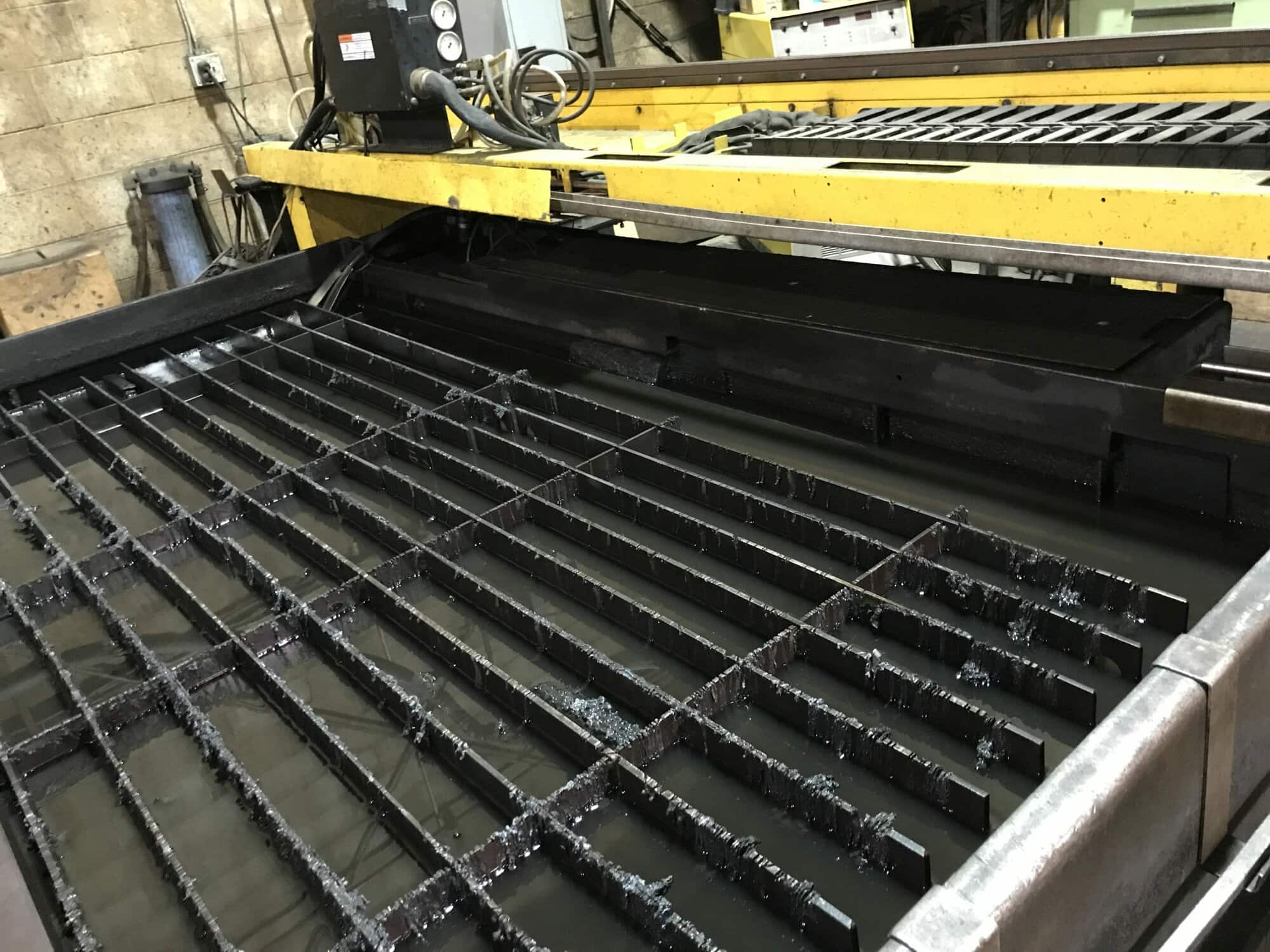 8' x 12' Esab Sabre 3000 CNC Plasma, 1998 Plasmarc 200 - Image 5