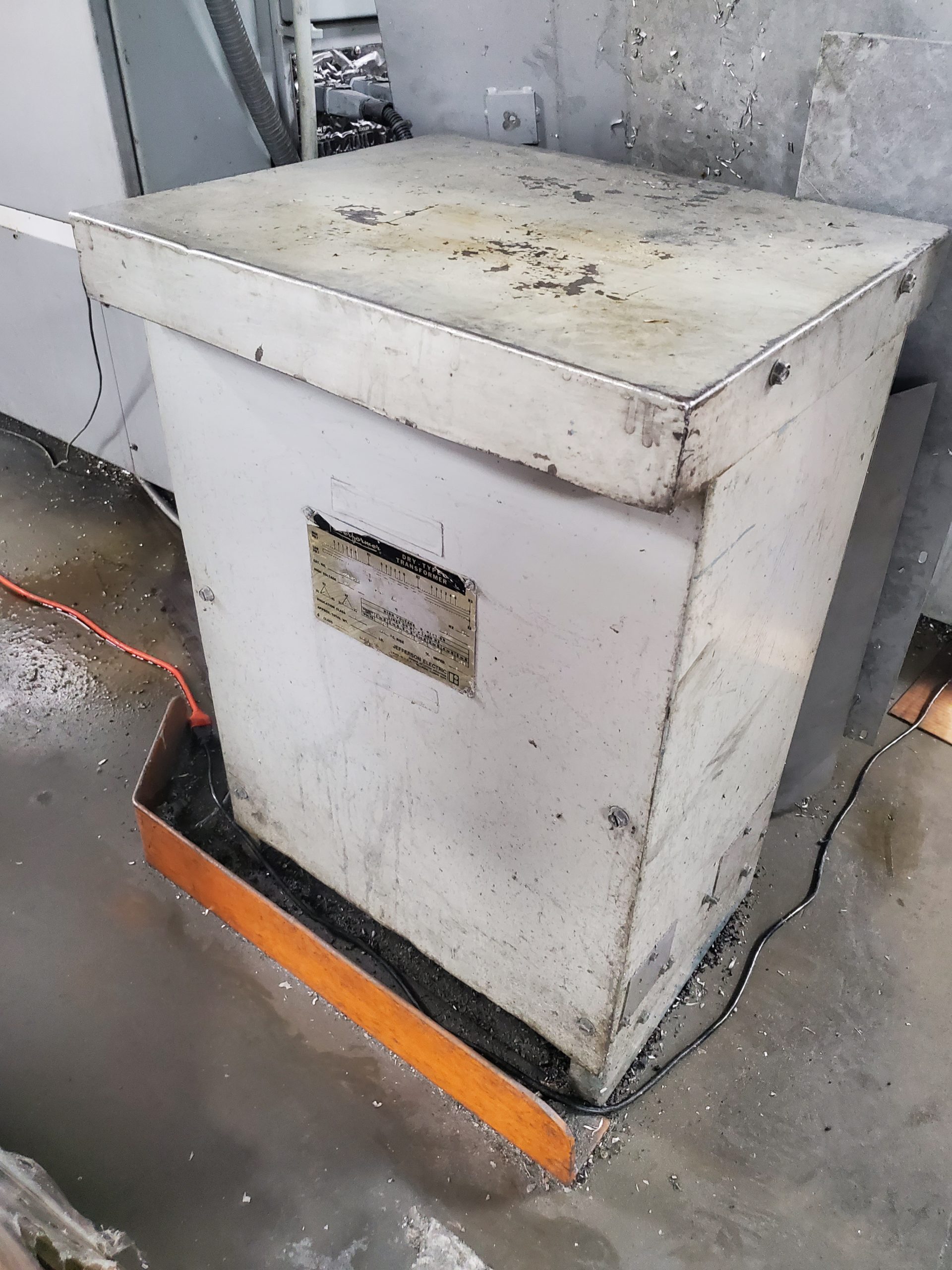 Leadwell MV-50i VMC, 2005 - 50" x 25" Travels, Fanuc 18i-MB - Image 4