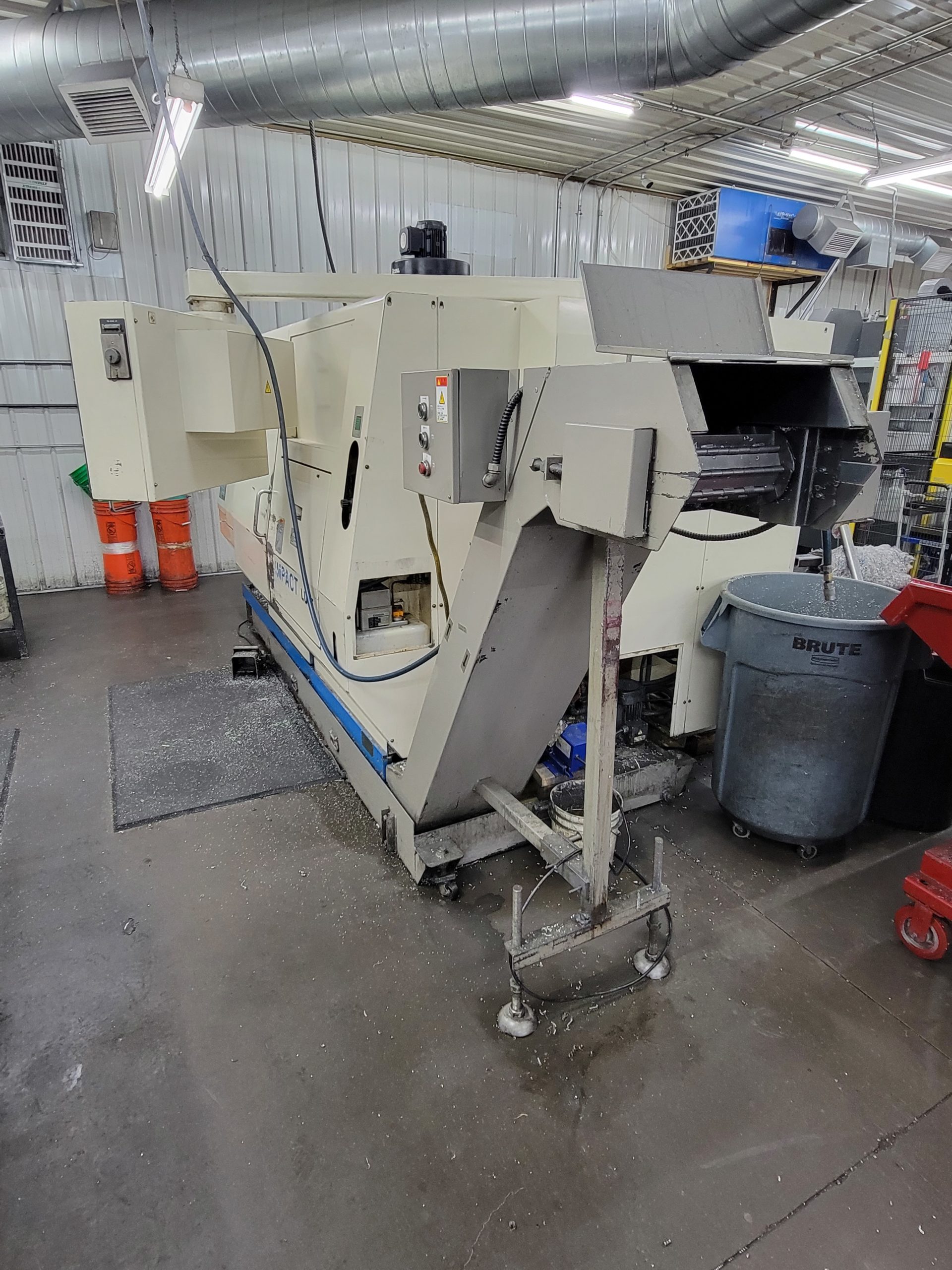 Okuma LU15 CNC Lathe, 2000 – Dual Turrets, Tooling Included, Chip Conveyor - Image 7