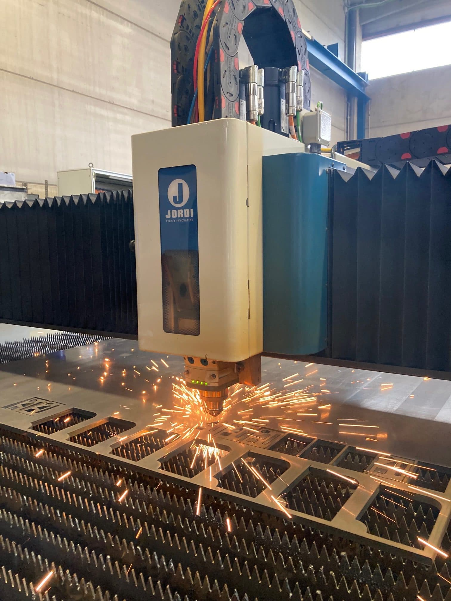 4000 Watt Jordi LUX 3015 Fiber Laser, 2023 - 5'x10' Table, delivery, Training and Installation Included - Image 5