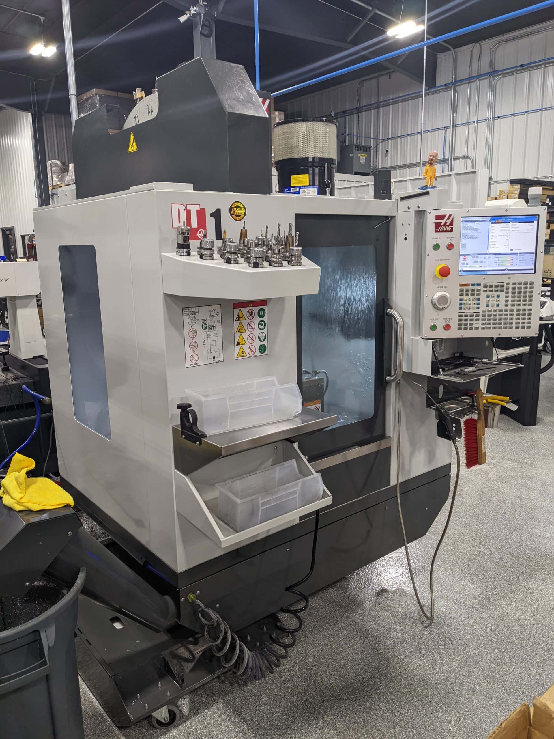 Haas DT-1 VMC, 2019 - 4th Axis Ready, WIPS, HSM, 15K RPM Spindle - Image 2