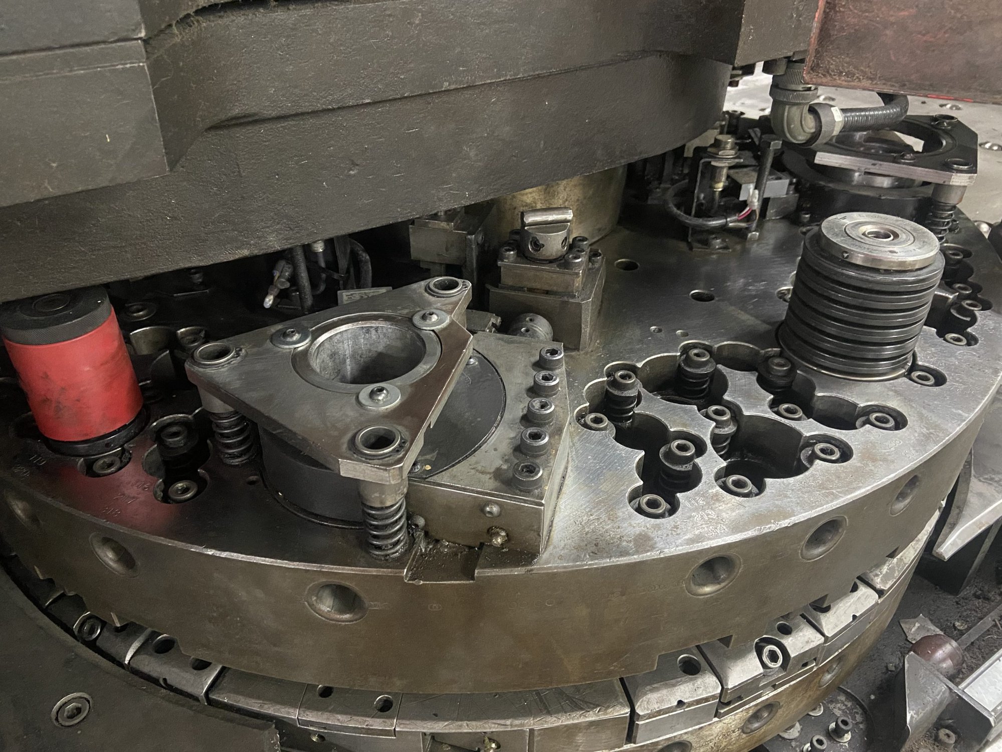 33 Ton Amada Pega 357 CNC Turret Punch, 1994 - *REBUILT IN 2022* 45 Station 4 Auto Index, 04PC Control, New Ram Bushing & Seals - Image 10