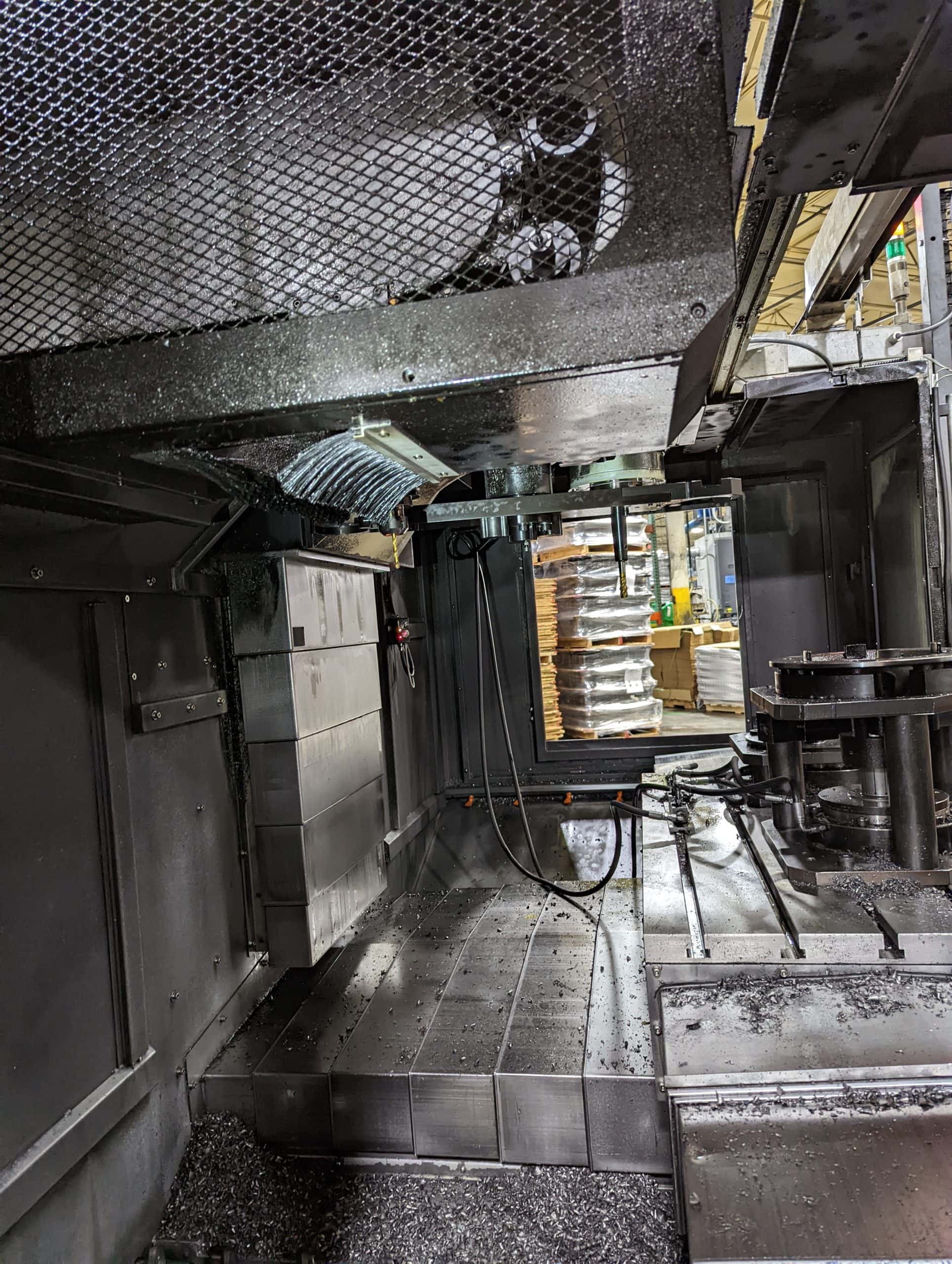 Toyoda FV1165 VMC, 2014 - 1000psi TSC , Auto Door System, Fanuc Control, Renishaw Probe - Image 5