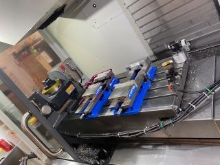 Haas TR200Y 5-Axis Trunnion, Rotary Table, 2019 - Little Use - Image 2