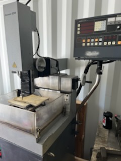 Current EDM EdmDrill ST300 EDM Hole Drill, 1999 - Ebbco Filtration System - Image 2