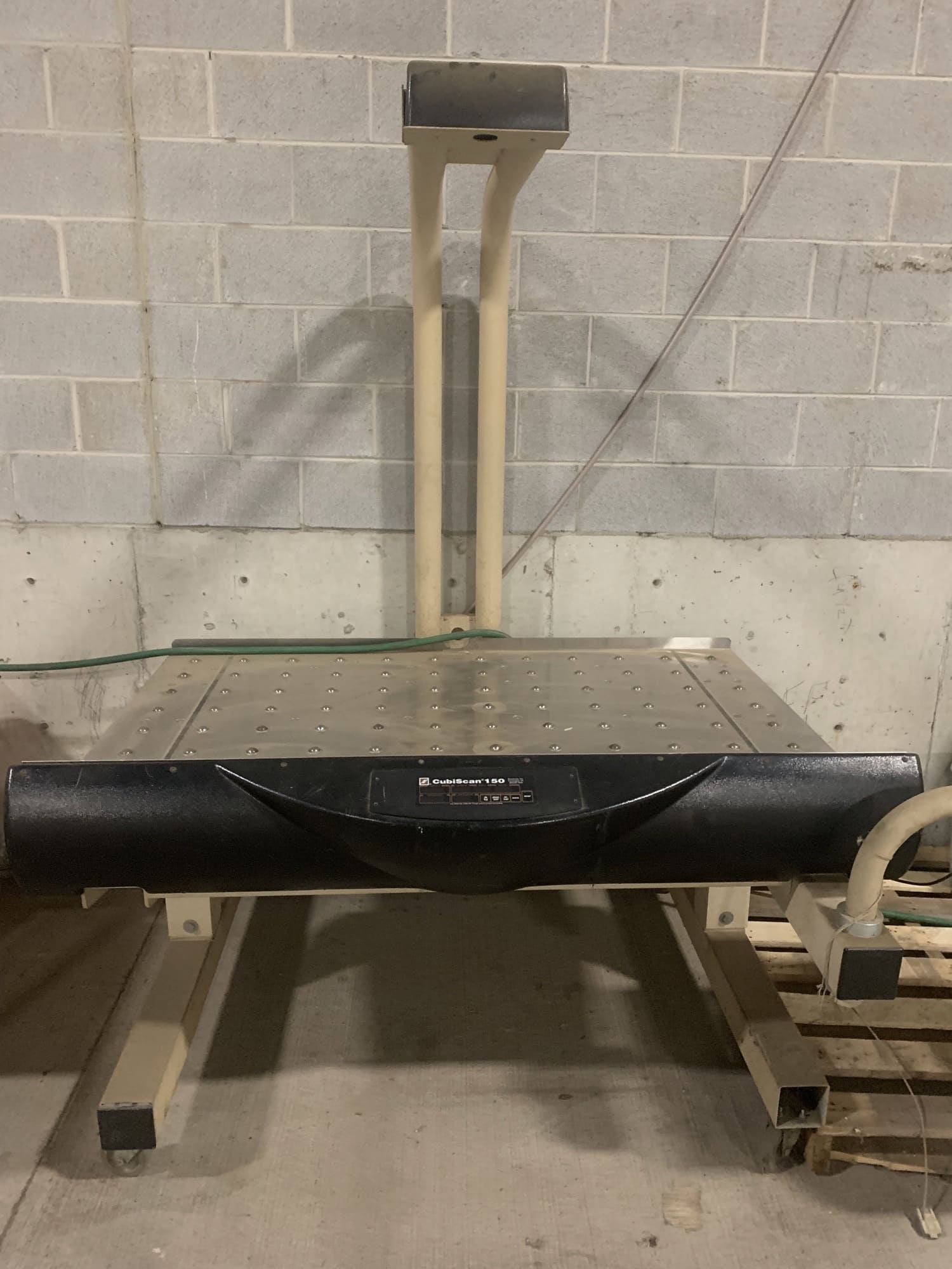 Cubiscan 150, 2006 - Three Sets of Roller Conveyors