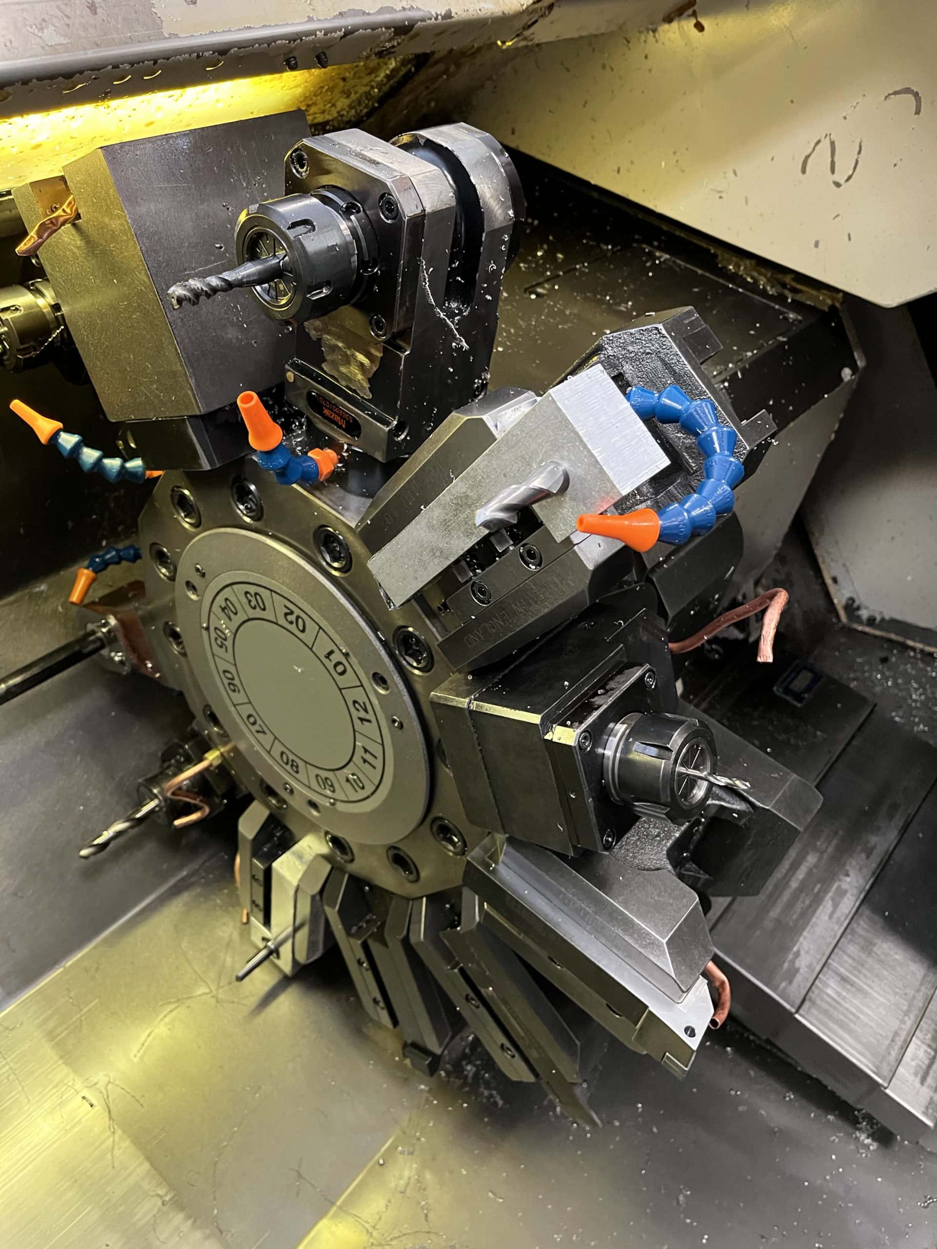 Mazak SQT18 MS CNC Lathe, 1996- Live Tooling, Sub Spindle,Presetter, Chip Conveyor - Image 5