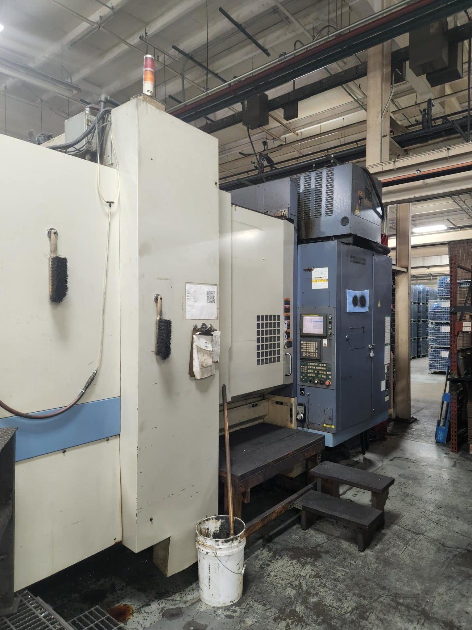 OKK HM-80S 800MM HMC, 1999 - TSC, Fanuc Control, Chip Conveyor - Image 2