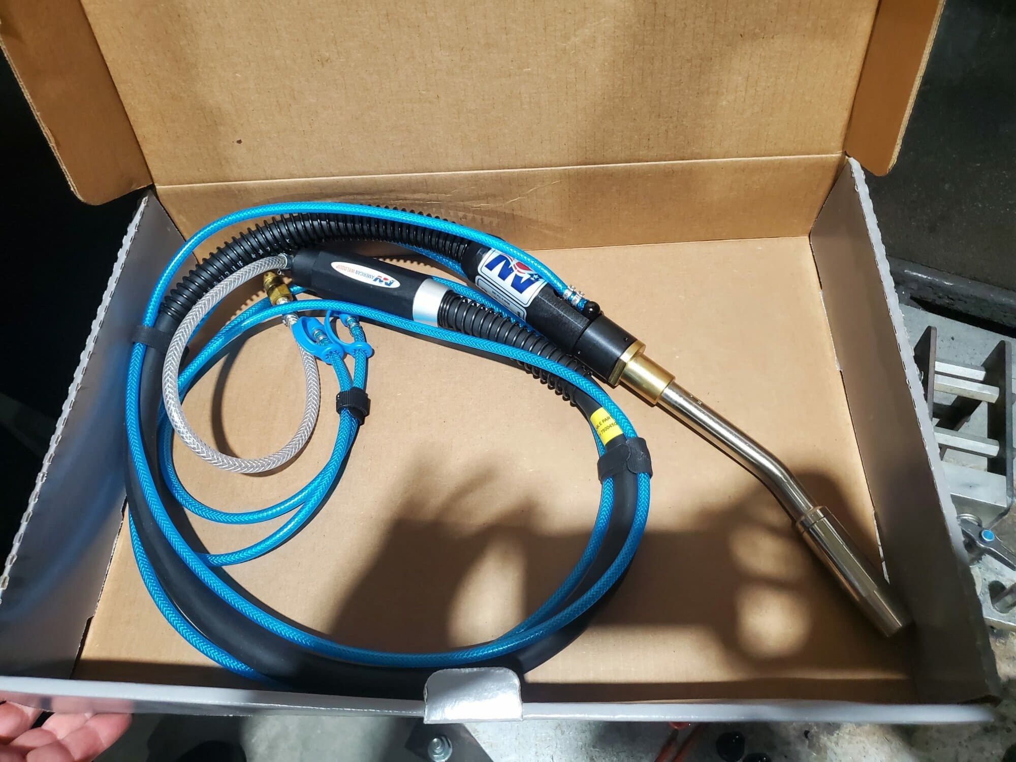 Lincoln System 40 Robotic Welding Cell, Power Wave 455M/STT, 2007 - New Head Included. - Image 8