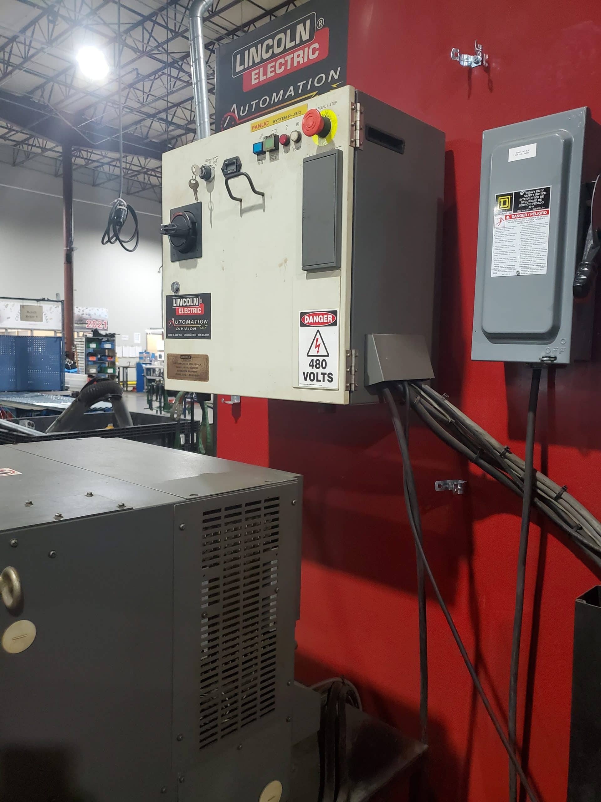 Lincoln System 40 Robotic Welding Cell, Power Wave 455M/STT, 2007 - New Head Included. - Image 4