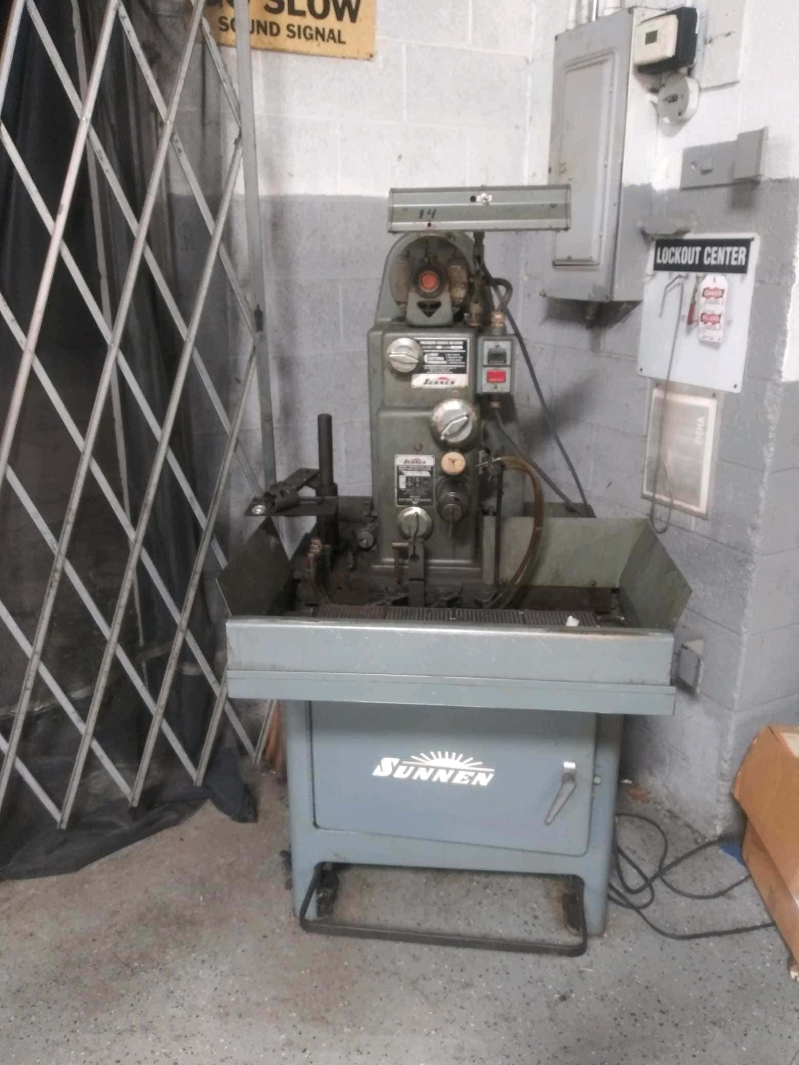Sunnen MBB1650 Precision Honing Machine, 1970's - Runs Good & Available Immediately!