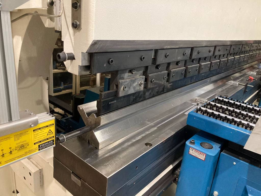 330 Ton x 10' Jordi PHE-30300 CNC Hydraulic Press, 2007, 6 axis, delivery, installation and training included-reconditioned in 2022 low hour demo machine - Image 7