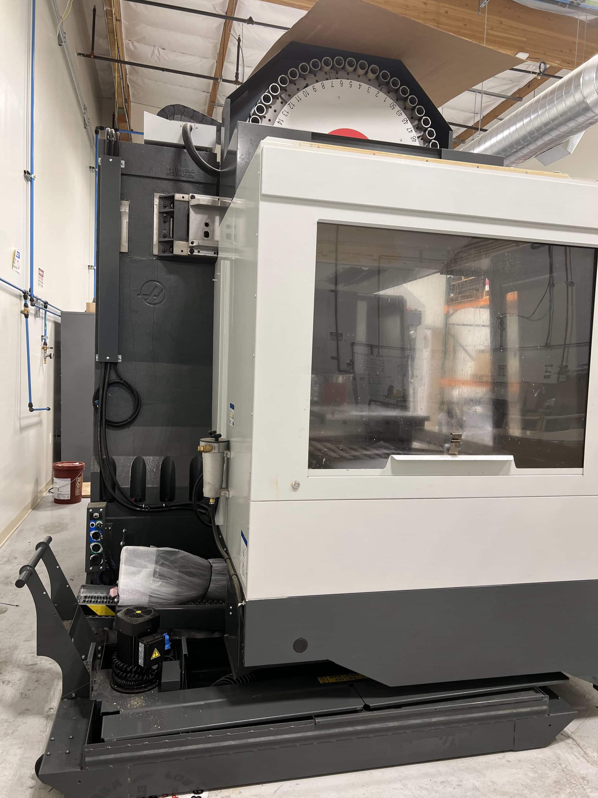 Haas VF-6 VMC, 2021 - Tooling Included, Fixture Plate, Next Gen Control, Chip Auger, Low Hours - Image 8