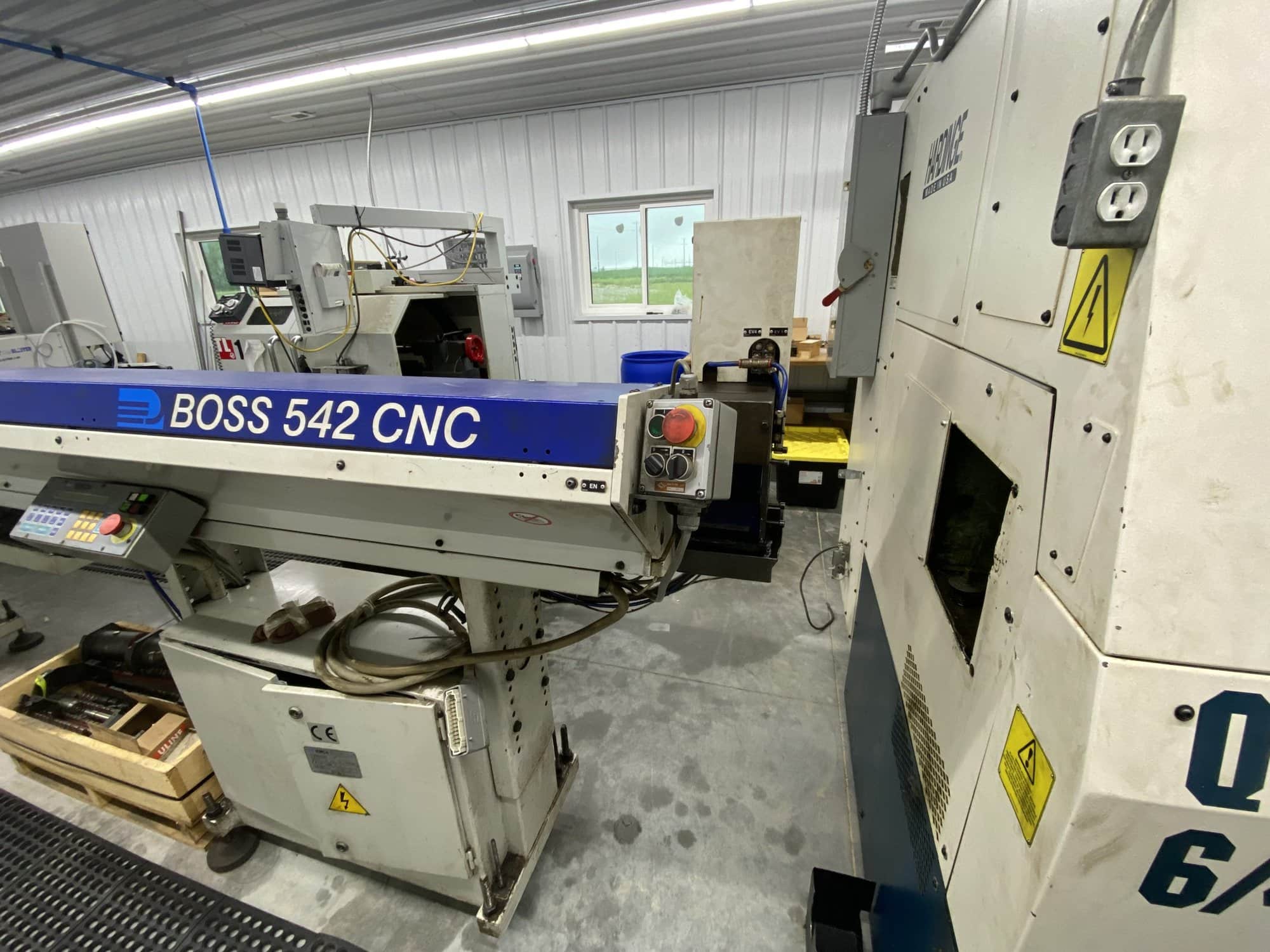 Hardinge Quest 6/42 CNC Lathe, 2003- BOSS Bar Feeder, Tailstock - Image 9