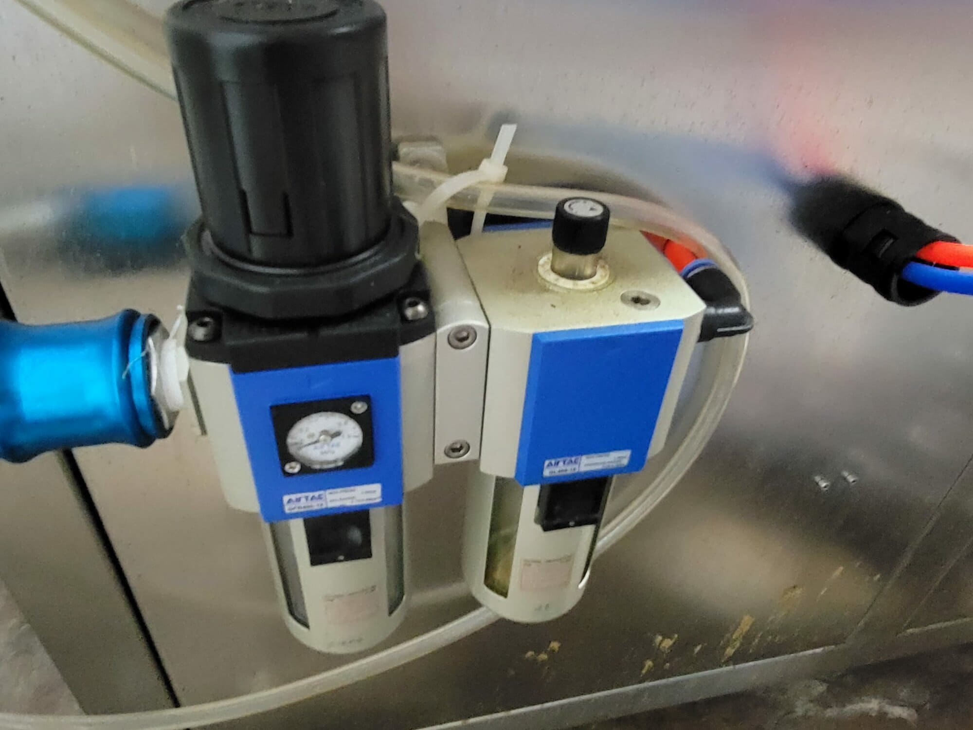 Haizhou Automatic Six Head Liquid / Paste Filling Machine, 2020 - Image 5