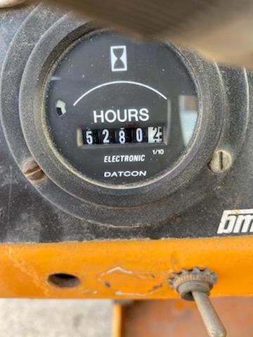 Broderson Carry Deck Crane, 2001, Model IC-80 2F, 5280 Hours - Image 3