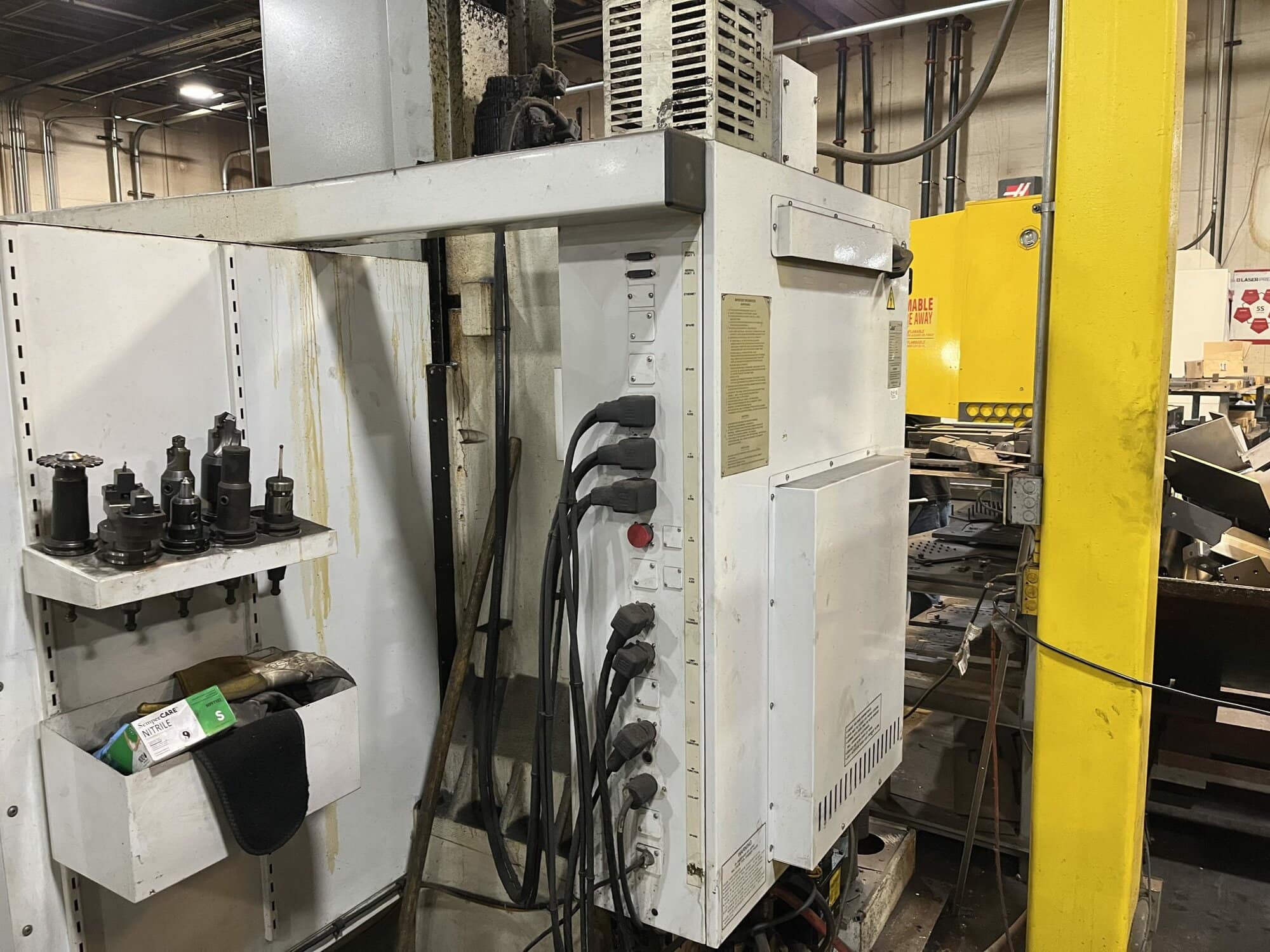 Haas VF-2 VMC, 2000 - Low Hours - Image 3