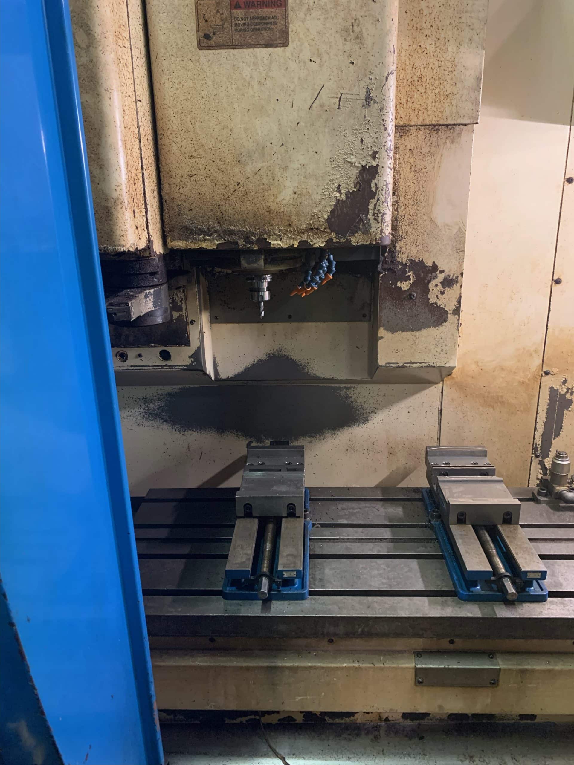 Okuma Crown MC-V4018 CNC Vertical Machining Center - 2005 - Image 3