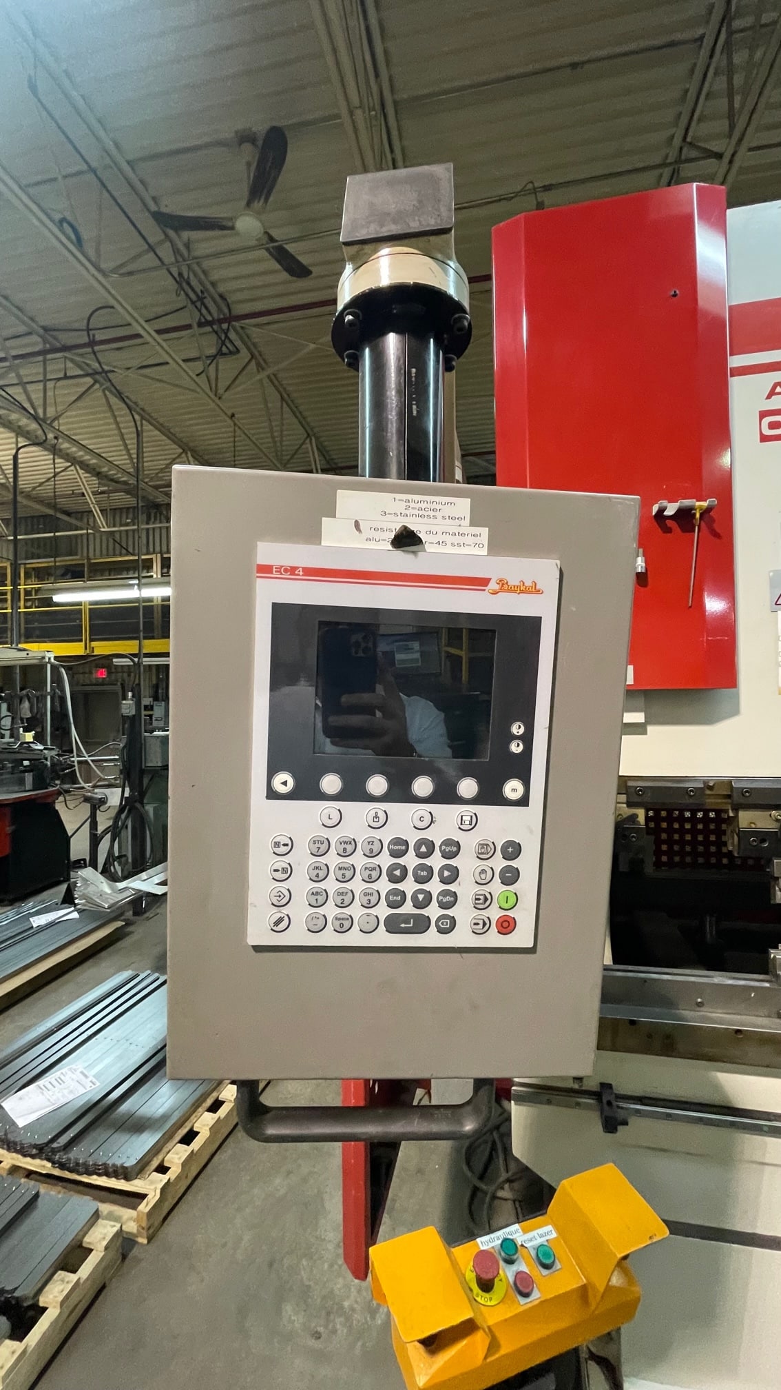 100 Ton x 10' Baykal APHS 3104 Compact CNC Press Brake, 2008 - Image 2