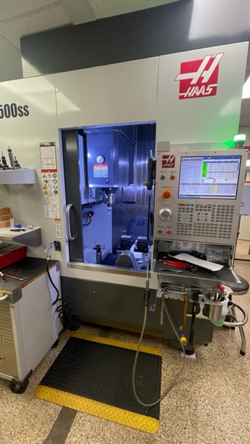 Haas UMC-500SS 5 Axis UMC, 2020 - WIPS, TSC, Hi Pressure Coolant, Thru Tool Air, Under Power - Image 2
