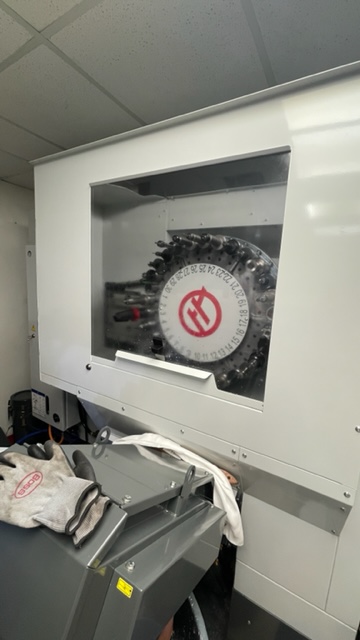 Haas UMC-500SS 5 Axis UMC, 2020 - WIPS, TSC, Hi Pressure Coolant, Thru Tool Air, Under Power - Image 7