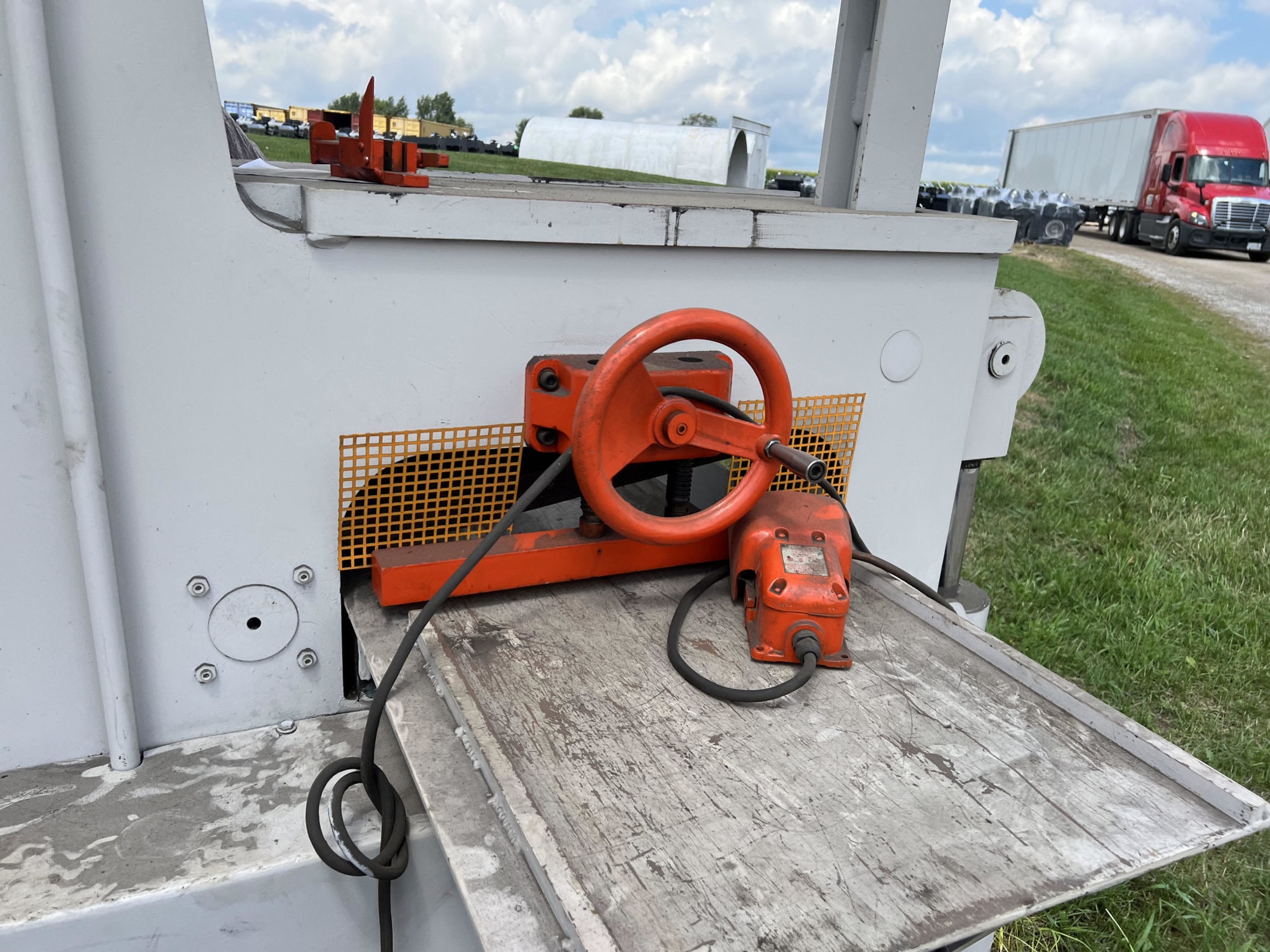 120 Ton Scotchman 12012-24M Iron Worker - Image 3