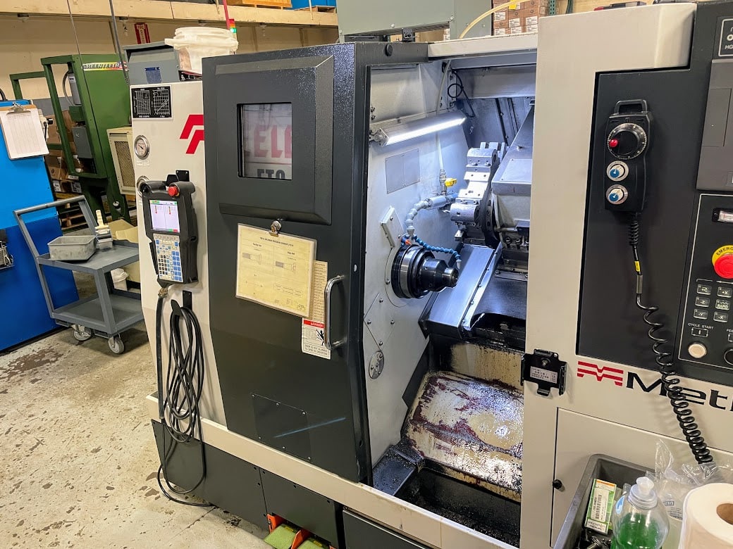 Feeler FTC-150 CNC Lathe, 2011- Fanuc Robot Loader, Chip Conveyor - Image 2