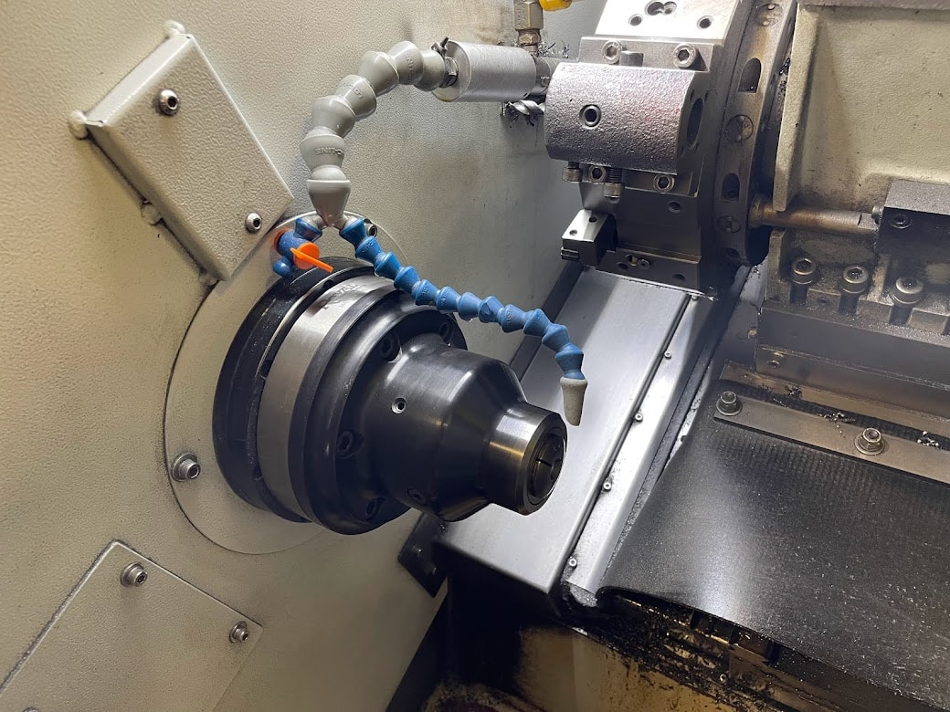 Feeler FTC-150 CNC Lathe, 2011- Fanuc Robot Loader, Chip Conveyor - Image 6