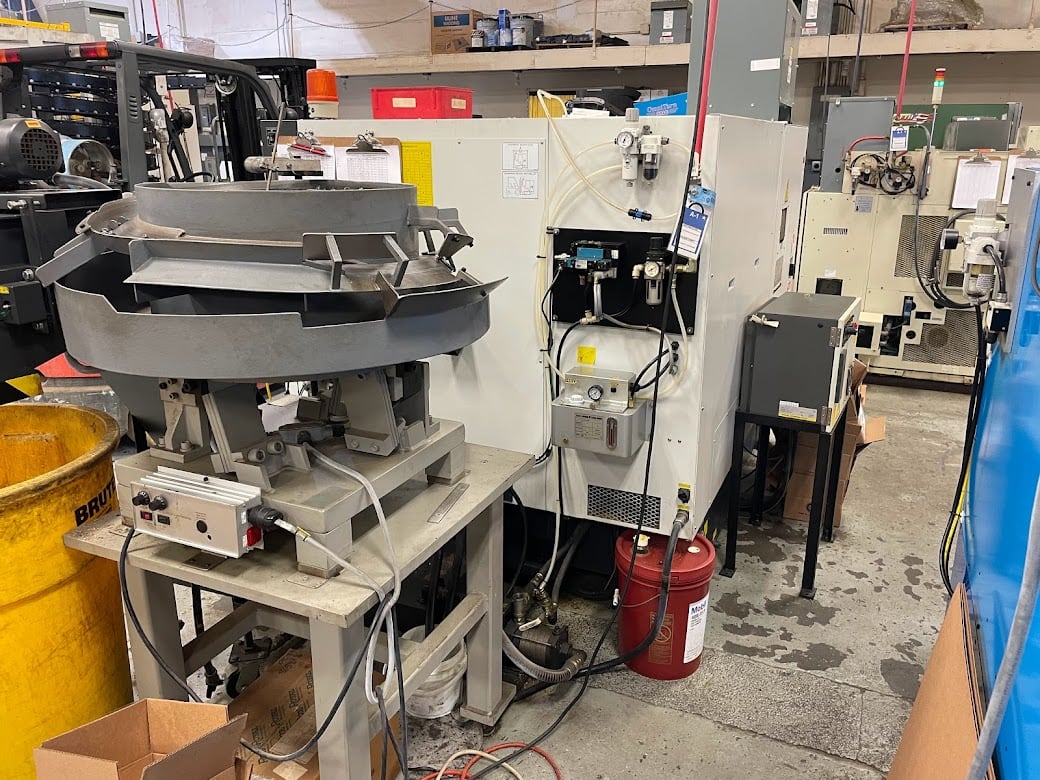 Feeler FTC-150 CNC Lathe, 2011- Fanuc Robot Loader, Chip Conveyor - Image 10