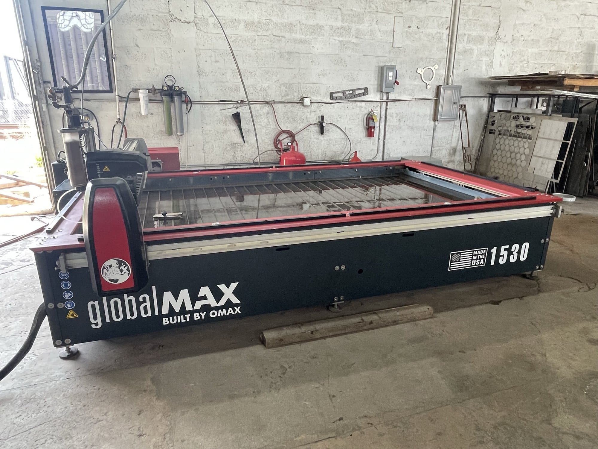 5' x 10' Omax 1530 CNC Waterjet, 2021 - 30,000 PSI , Low Hours