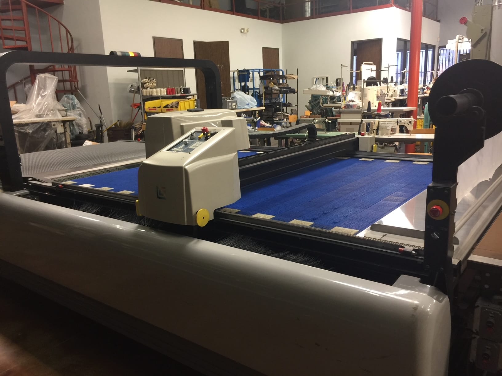 Gerber Cutter S-3000 Cutting Machine, 1999 - Image 5