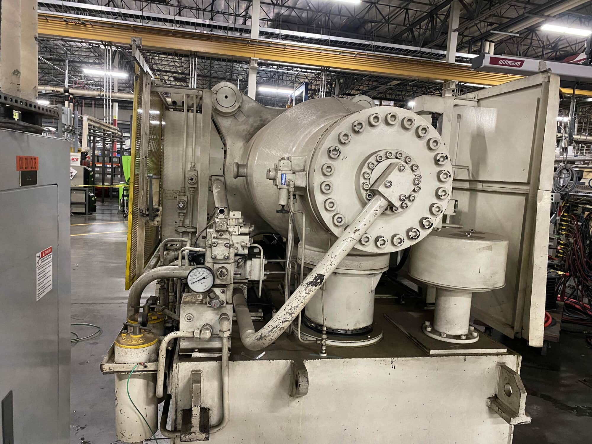 720 Ton Toshiba ISF720-SII Injection Molding Machine, 1992 - Image 5