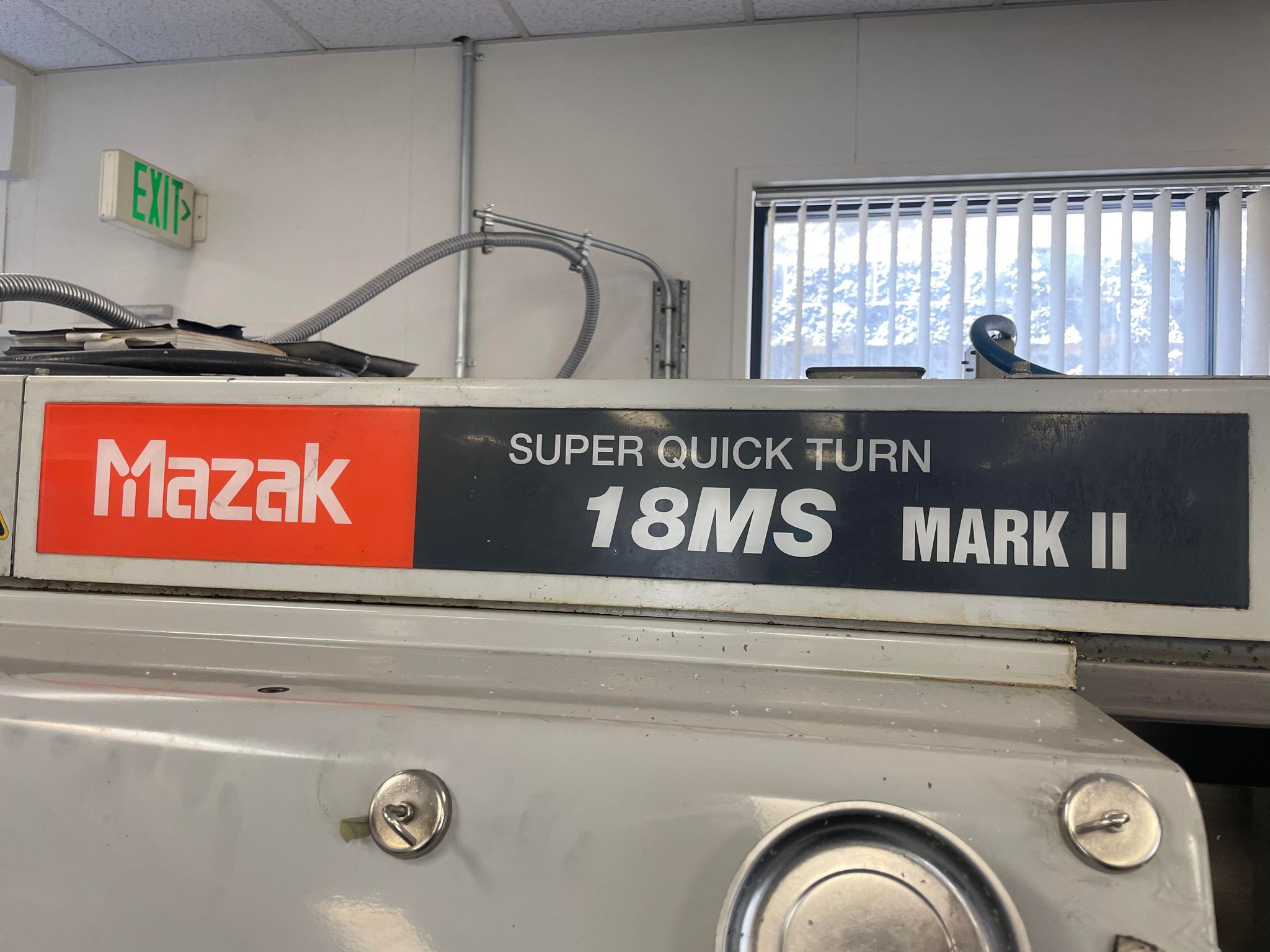 Mazak SQT18 MS CNC Lathe, 1996- Live Tooling, Sub Spindle,Presetter, Chip Conveyor - Image 3