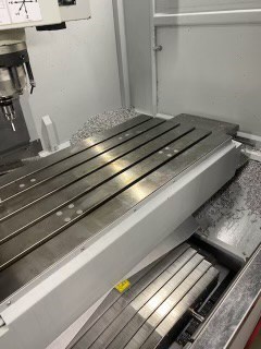 HARDINGE V 1000 CNC VMC 2018 - 4TH AXIS, RENISHAW, 693 CUT HOURS - Image 8
