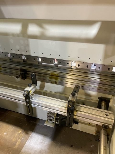 70 Ton x 8' Baleigh BP-7098CNC Hydraulic Press Brake, 2020- Like New, Tooling Included - Image 3