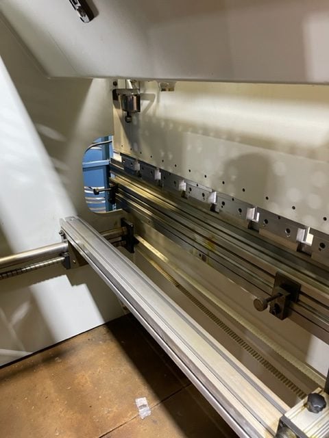 70 Ton x 8' Baleigh BP-7098CNC Hydraulic Press Brake, 2020- Like New, Tooling Included - Image 2