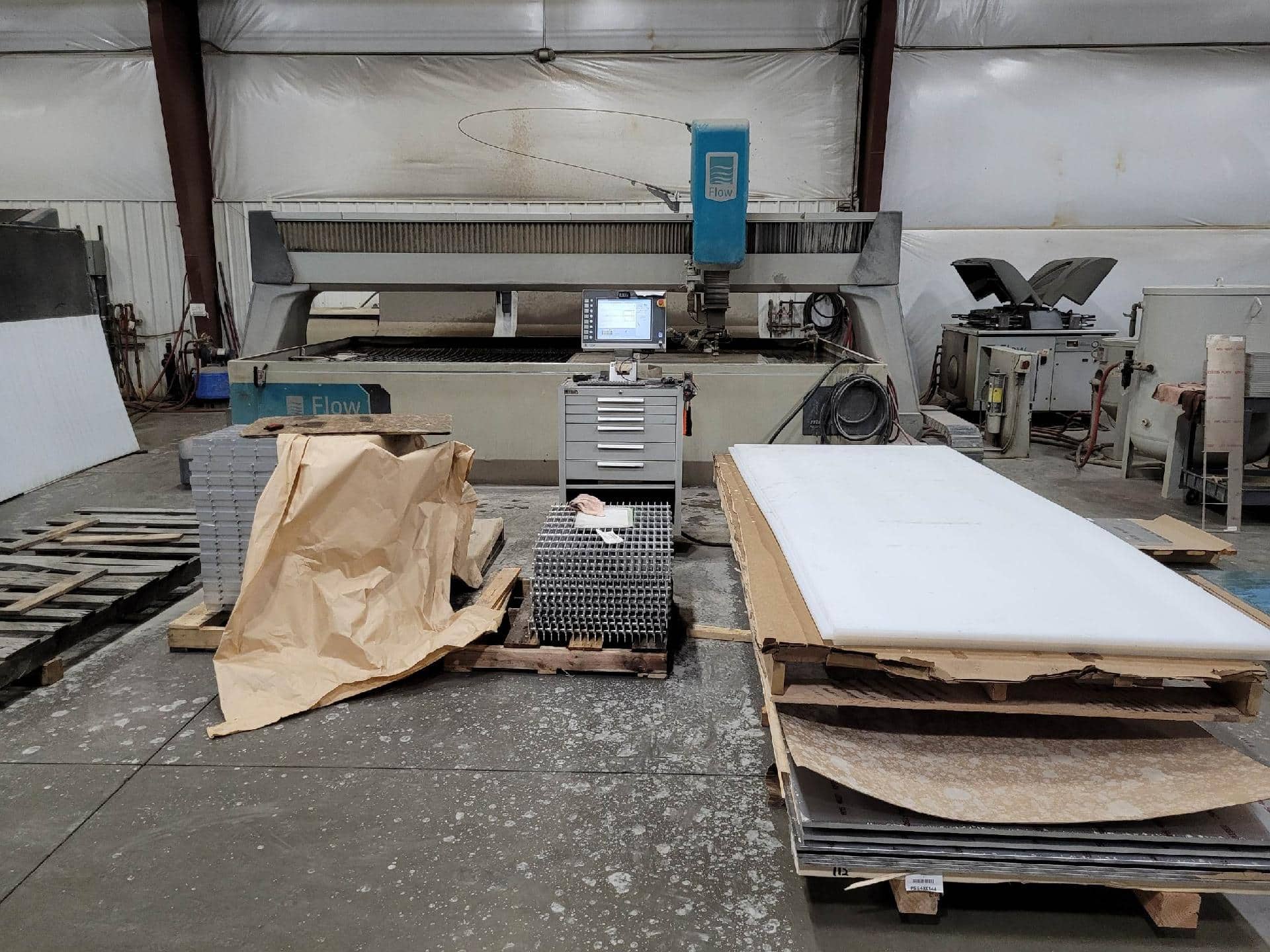 6' x 12' Flow Mach 4 4020B 5-Axis Waterjet XD, 2013- 94,000 PSI, Bevel and 3D Part Cutting - Image 2