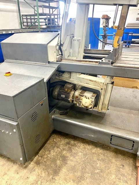 18"x31" Hydmech V-18 Vertical Band Saw, 2006 - Image 5