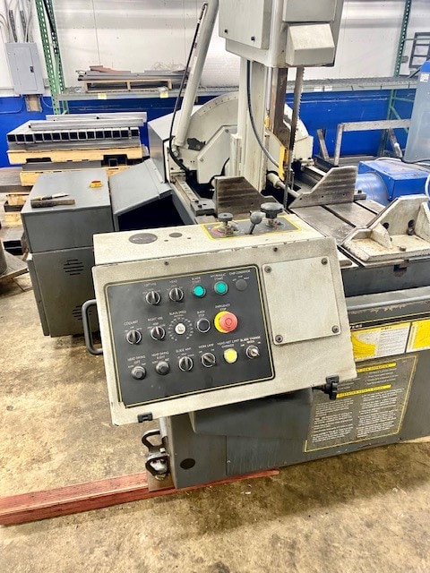 18"x31" Hydmech V-18 Vertical Band Saw, 2006 - Image 2