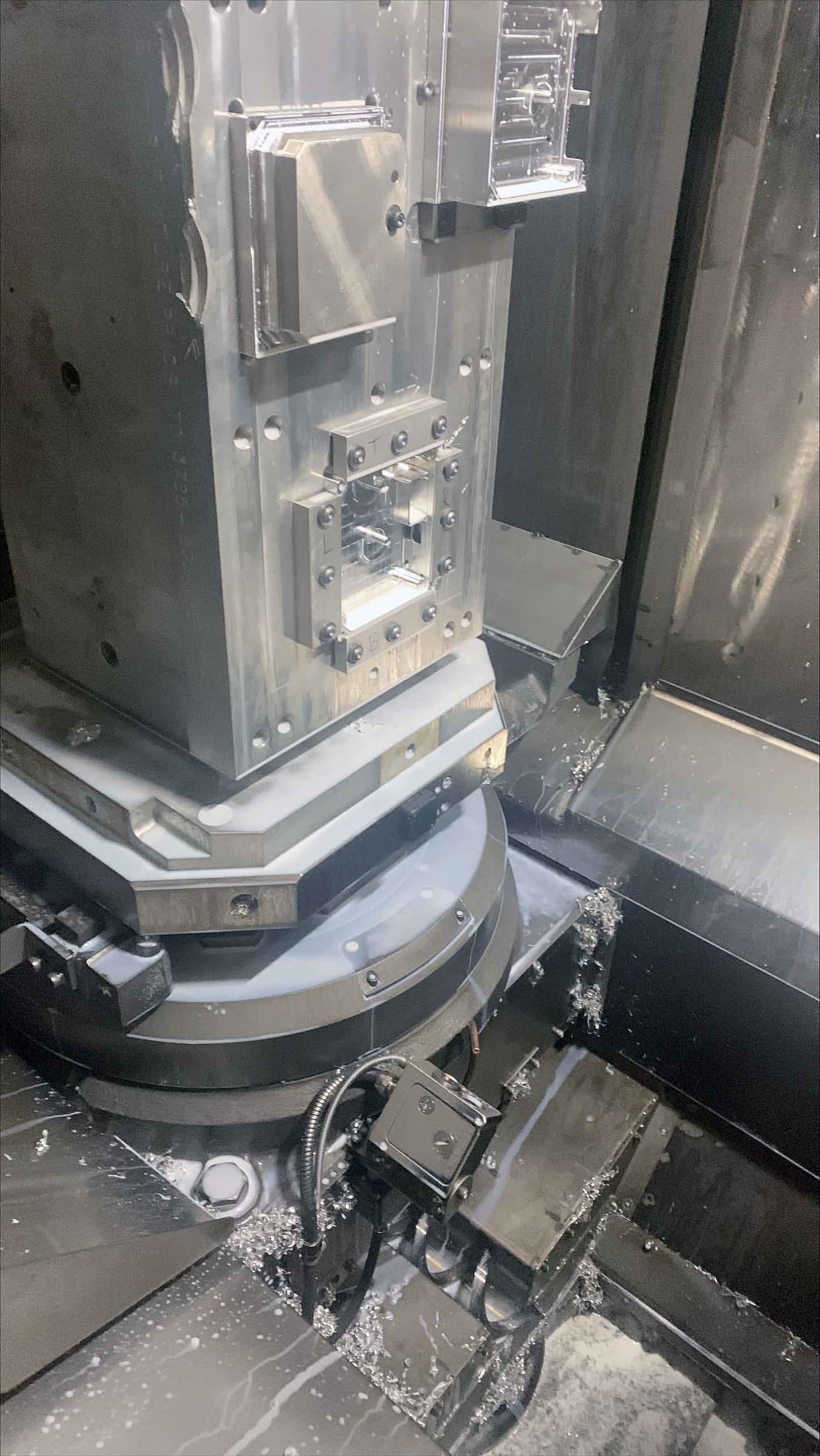 Toyoda FH450S HMC, 2007- 450mm x 18 Pallet RGV, 494 ATC, Probing, CTS, Software Upgrade - Image 4