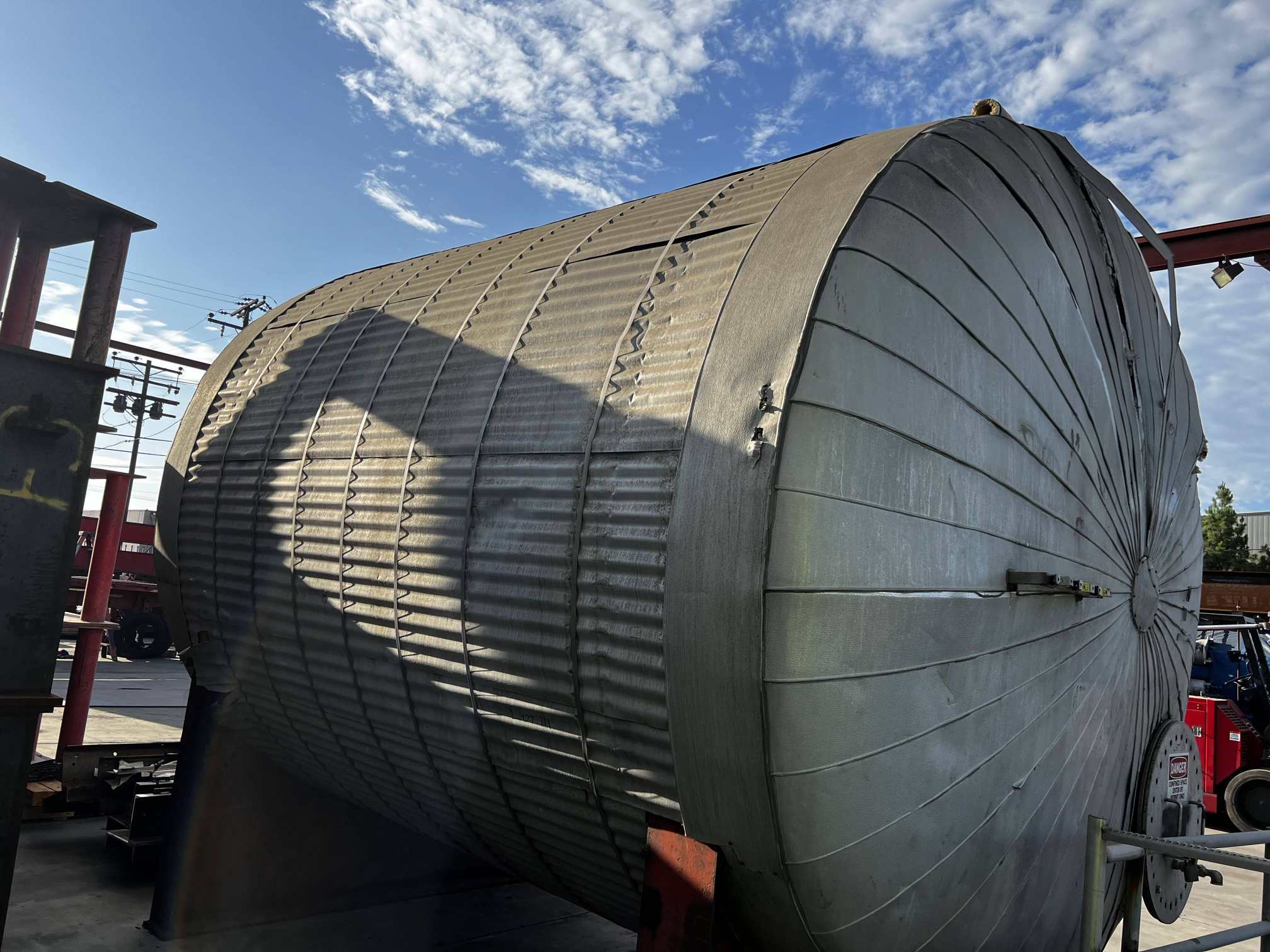 8,000 Gallon SS Horizontal Insulated Tank - Image 2