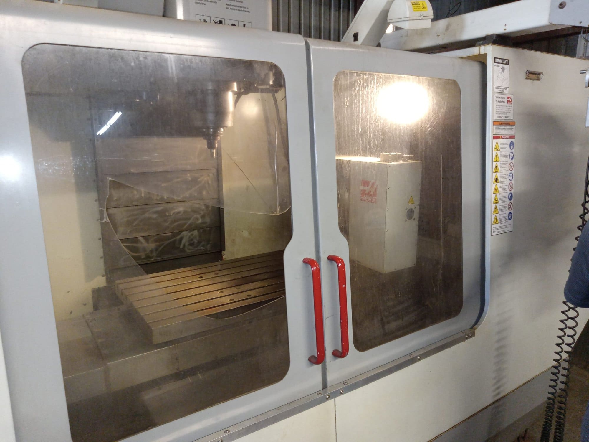 Haas VF 5/50 2002, 4 Axis Wired, w/ HRT 450, New Gearbox March 2019, Under Power, Ready for Inspection. - Image 2
